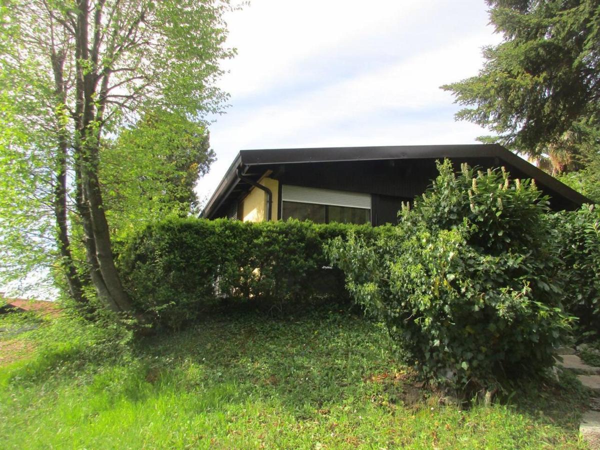 Inviting 2-Bed House In Tignale Villa Olzano Exterior photo
